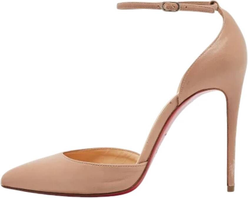 Christian Louboutin Pre-owned Leather heels Beige Dames