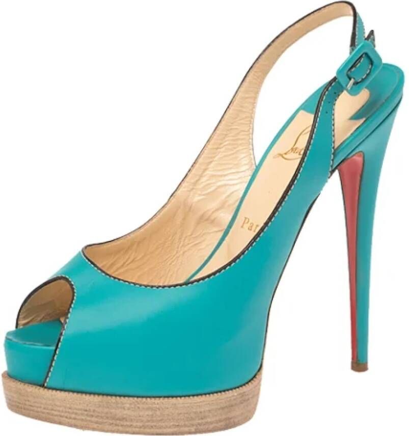 Christian Louboutin Pre-owned Leather sandals Green Dames