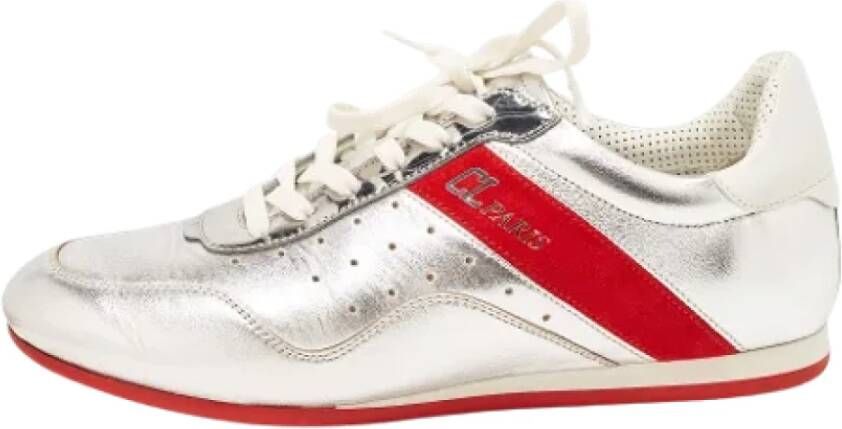 Christian Louboutin Pre-owned Leather sneakers Gray Dames