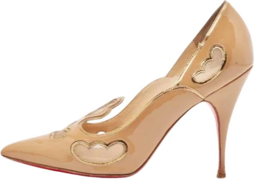 Christian Louboutin Pre-owned Mesh heels Beige Dames