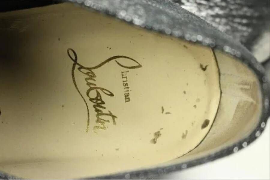 Christian Louboutin Pre-owned Platte schoenen Gray Dames