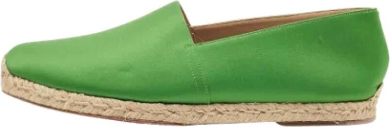 Christian Louboutin Pre-owned Satin flats Green Dames
