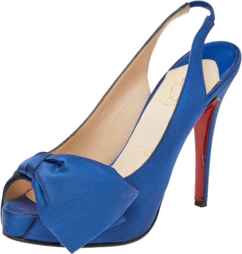 Christian Louboutin Pre-owned Satin sandals Blue Dames