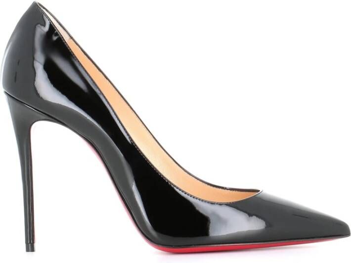Christian Louboutin Zwarte Lakleren Puntige Neus Hakken