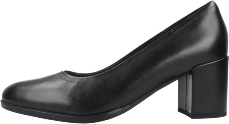 Clarks Elegant Court Pumps