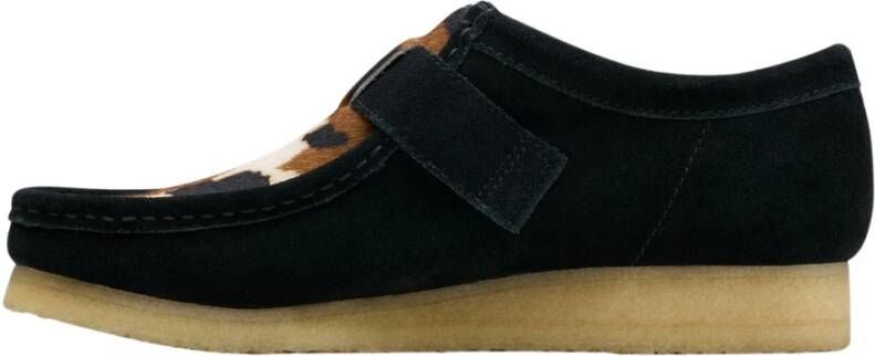 Clarks Zwarte Suède Gesp Wallabee Sneakers