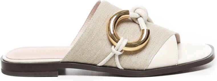 Coccinelle Beige Sandalen met Metalen Detail