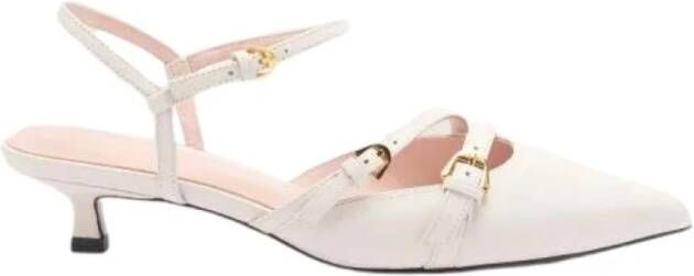 Coccinelle Sandalen met hak Fernanda in wit