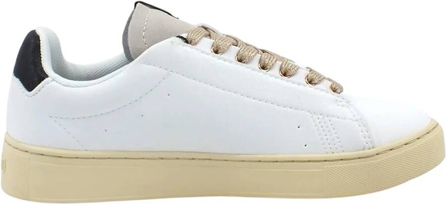 Colmar Roze Sneakers met Witte en Zwarte Accenten