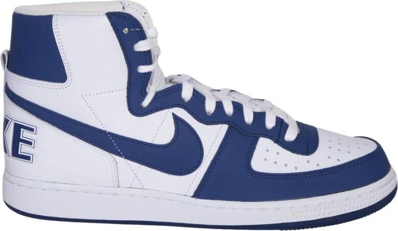 Comme des Garçons Blauwe Sneakers Ronde Neus Vetersluiting