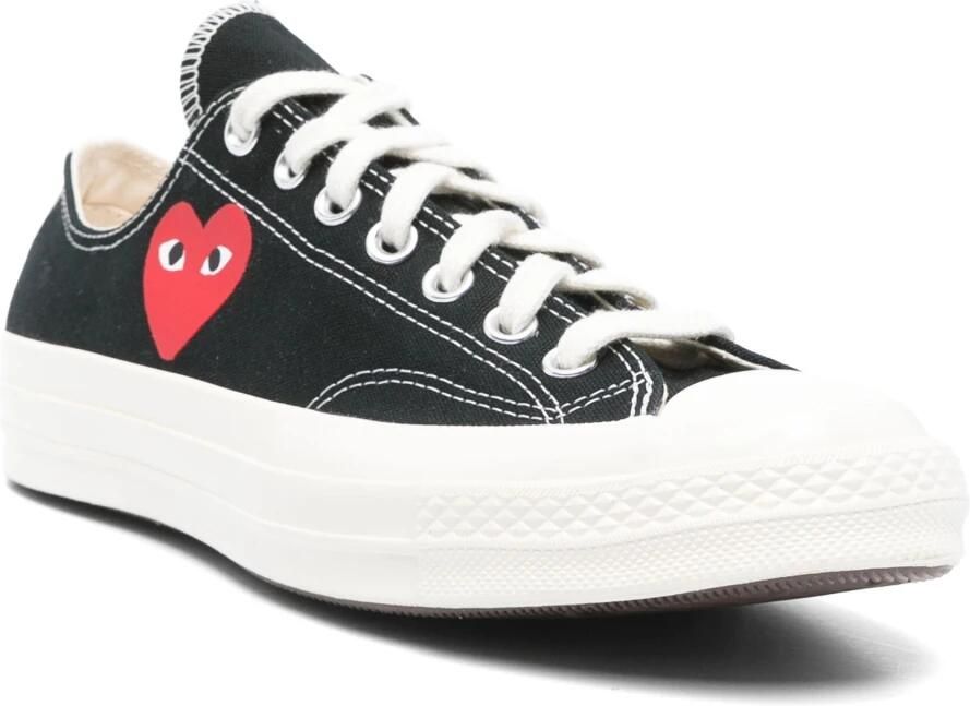Comme des Garçons Play Red Heart Lage Sneakers