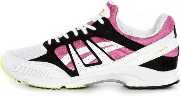 Comme des Garçons Kleurrijke Mesh Sneaker met Vetersluiting