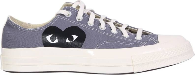 Comme des Garçons Play Grijze Sneakers Stijlvol Modern Veelzijdig Gray