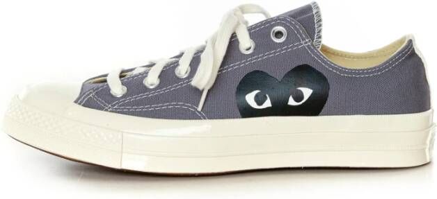 Comme des Garçons Play Grijze Canvas Lage Sneaker met Zwart Hart Gray Unisex