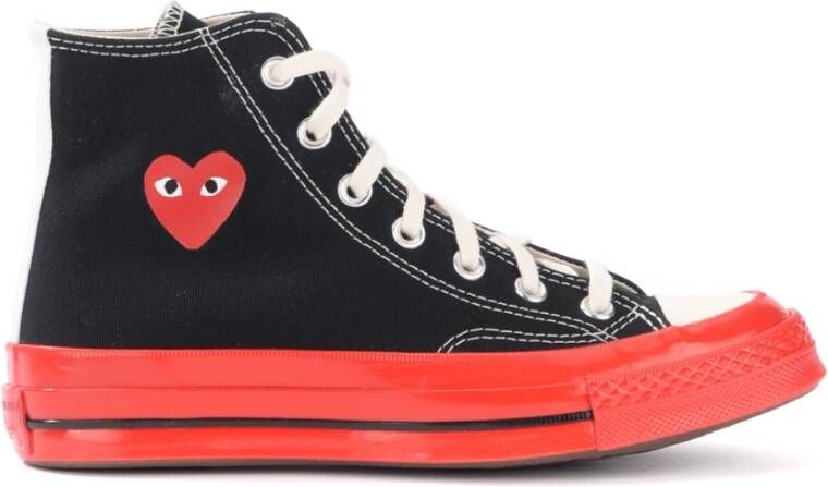 Comme des Garçons Play Hoge Chuck Taylor All Star Sneakers in Zwart en Rood Black