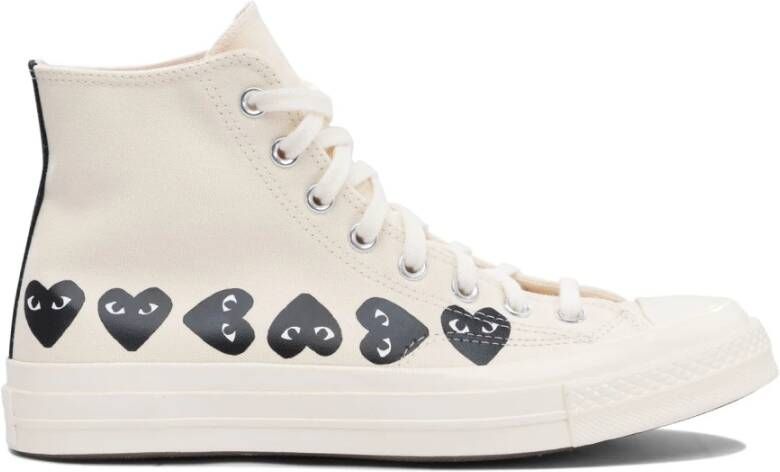 Comme des Garçons Play Witte Sneakers Lichtgewicht Slip-On Stijl
