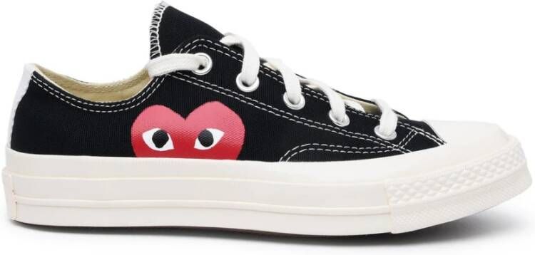 Comme des Garçons Play Zwarte Sneakers met Groot Hart Design Black