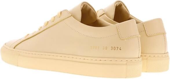 Common Projects Low-Top Sneakers Original Achilles Low Yellow Sneakers in geel - Foto 2