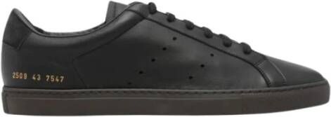 Common Projects Zwarte leren sneakers met uitsnijpatroon