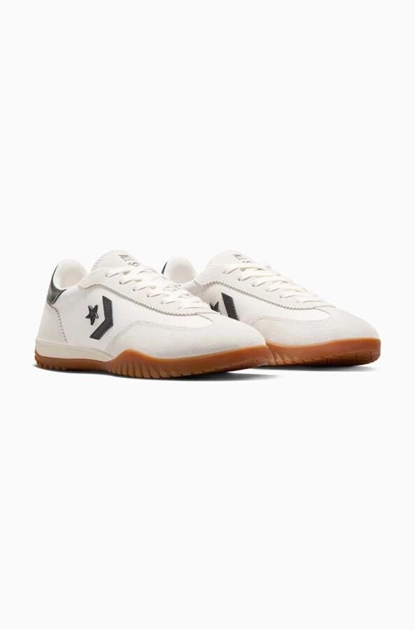 Converse Run Star Trainer Lifestyle in beige formaten: 37.5