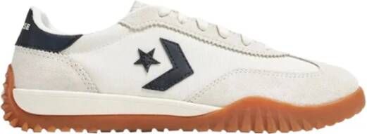 Converse Run Star Trainer Dames Schoenen Beige Maat: 35.5 Suède Foot Locker
