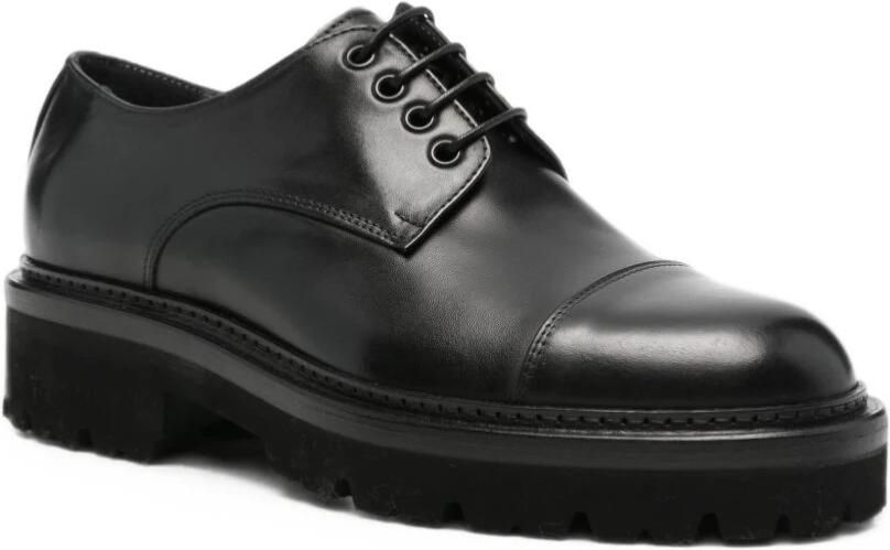 Corneliani Veterschoenen met neuskap en grove zool - Foto 3
