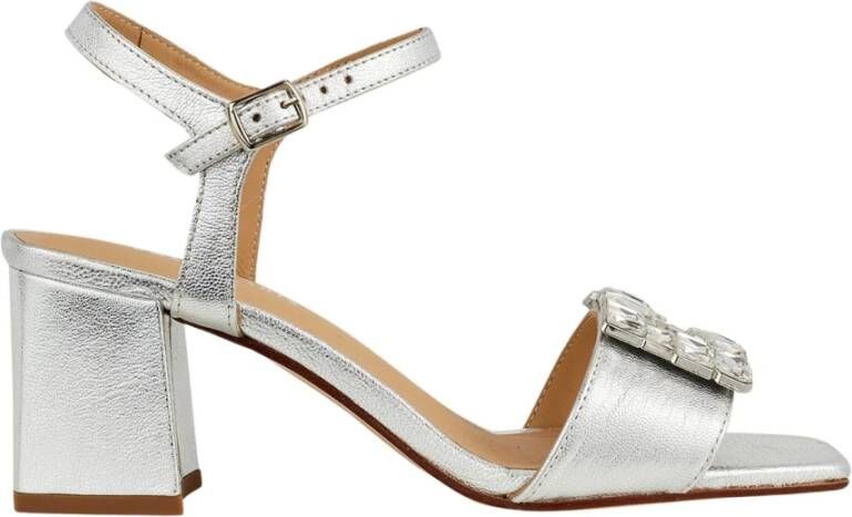 Cosmoparis Zilverkleurige Metallic Sandalen met Hak