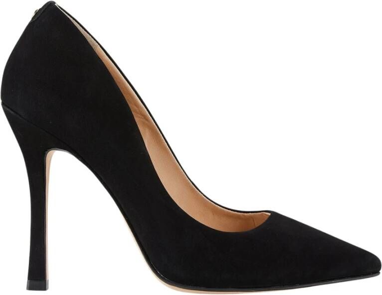 Cosmoparis Zwarte nubuck pump met gedurfde hak