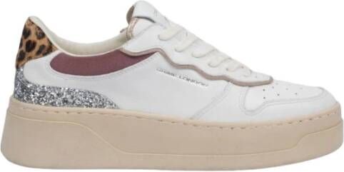 Crime London Witte Gehamerde Leren Sneakers White Dames