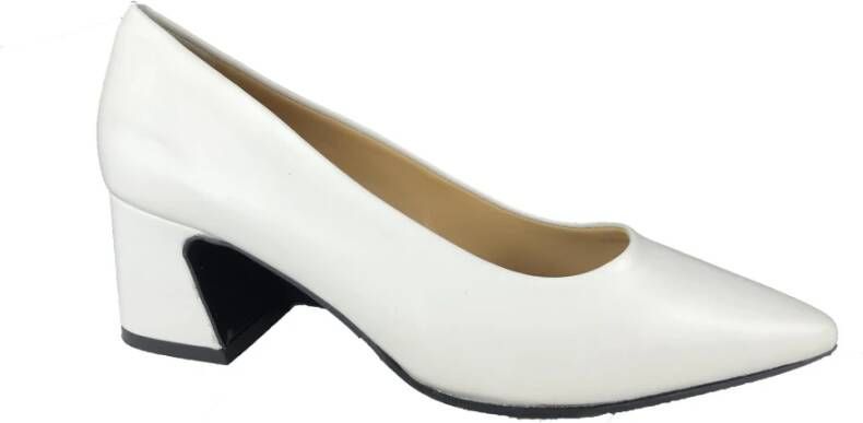 Cristian Daniel Pump Schoenen Beige Dames