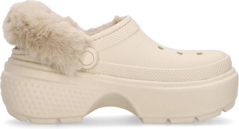 Crocs Elegante sandalen met sleehak en overdreven zolen Beige Dames