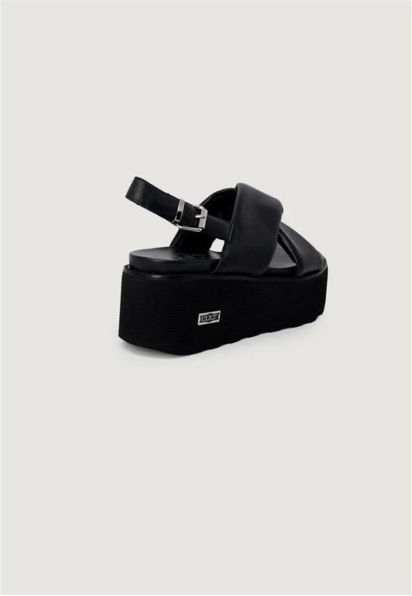 Cult Zwarte Leren Sandalen met Metalen Logo Black Dames