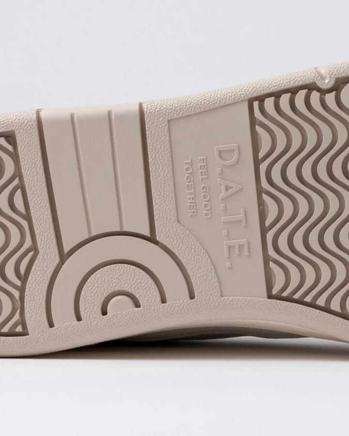 D.a.t.e. Sneakers