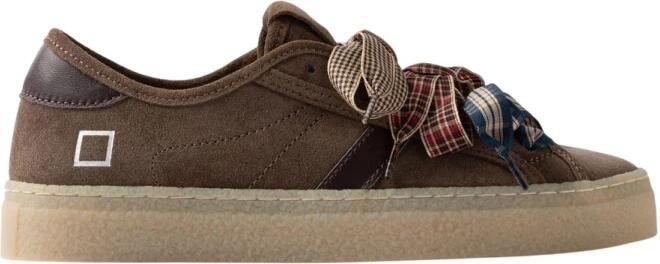 D.A.T.E. Lage Sneakers TENDER SUEDE TAUPE