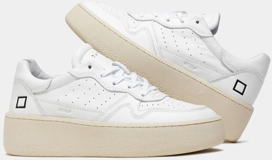 D.a.t.e. Witte Leren Lage Sneakers met Geperforeerde Neus White Dames