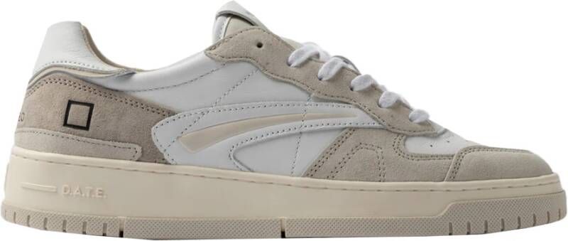 D.a.t.e. Leren Sneakers met Perforaties en Witte Hak