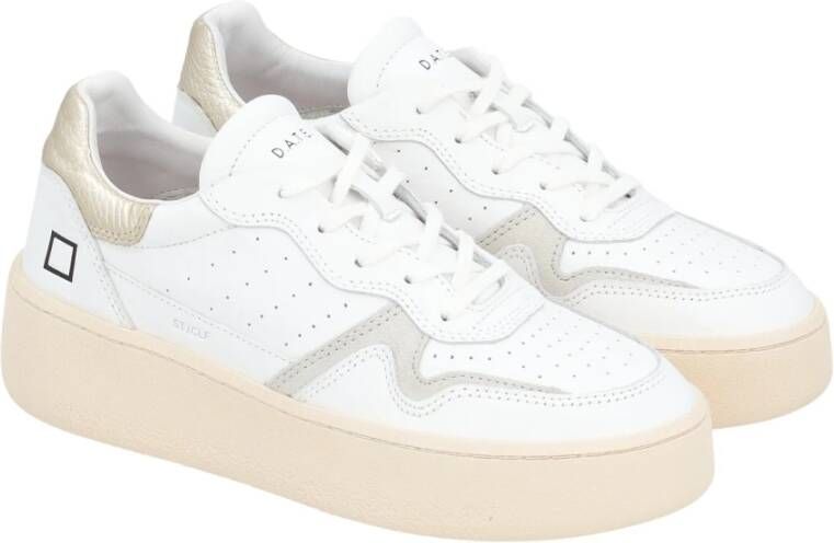 D.a.t.e. Witte Leren Sneakers met Ventilatiegaten en Luxe Gouden Hiel White Dames