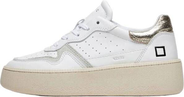 D.a.t.e. Witte Leren Sneakers met Ventilatiegaten en Luxe Gouden Hiel White Dames