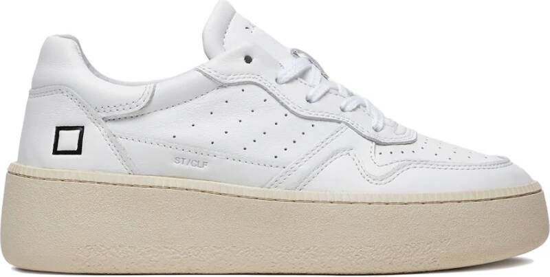 D.a.t.e. Witte Leren Lage Sneakers met Geperforeerde Neus Wit Dames