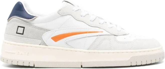 D.a.t.e. Witte Sneakers met Geperforeerde Neus