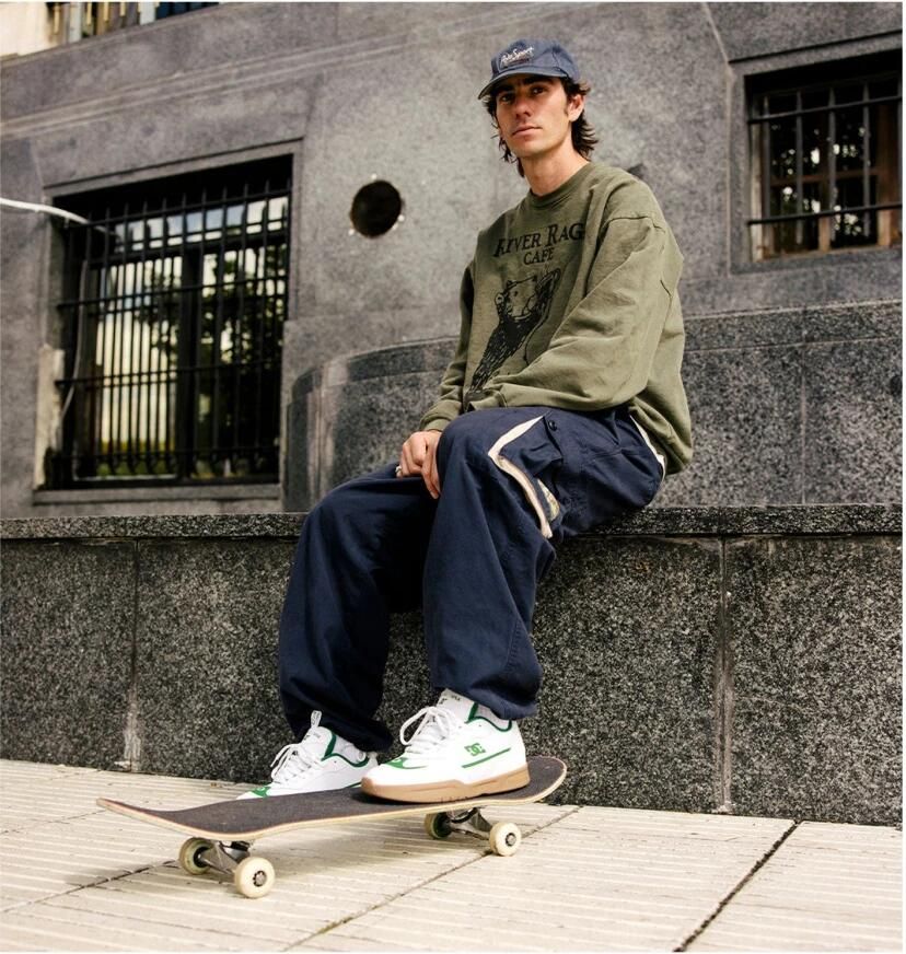 DC Shoes JS2 Skate Shoe - Foto 3