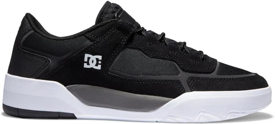 DC Shoes Sneakers
