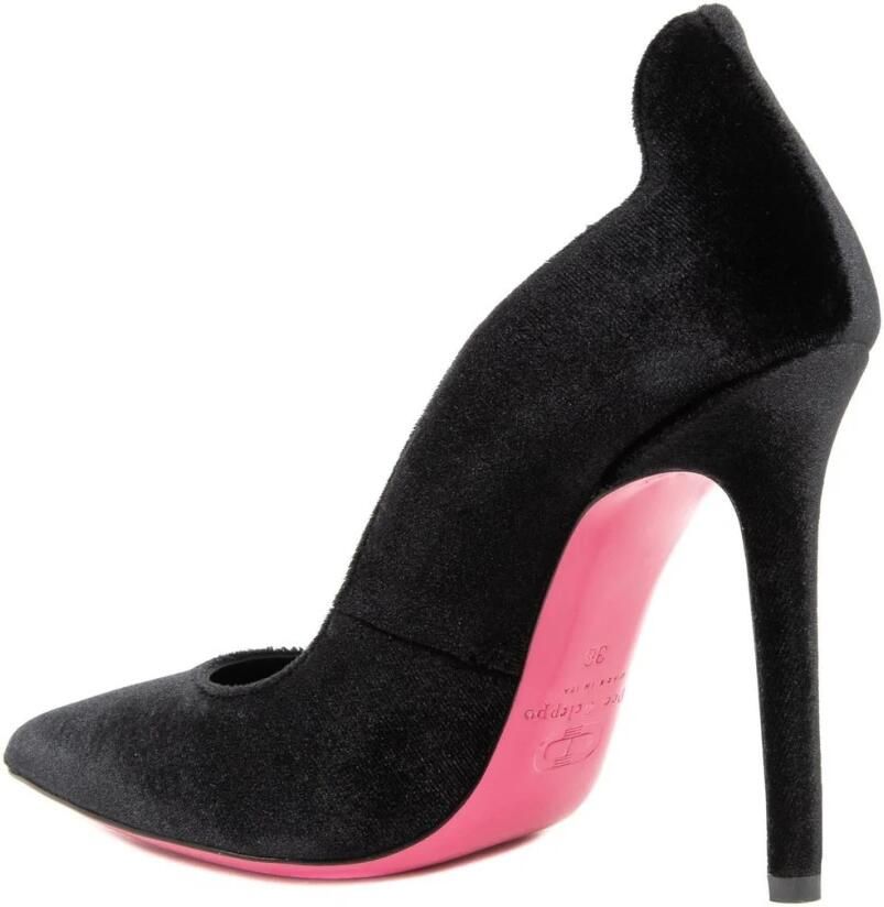Dee Ocleppo Pumps met Puntige Neus en Hoge Hak