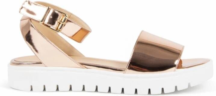 Dee Ocleppo Sandalen metallic rosegouden plateausandaal met gesp