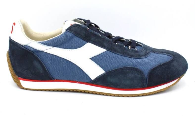 Diadora Canvas Stone Wash Sneaker Model