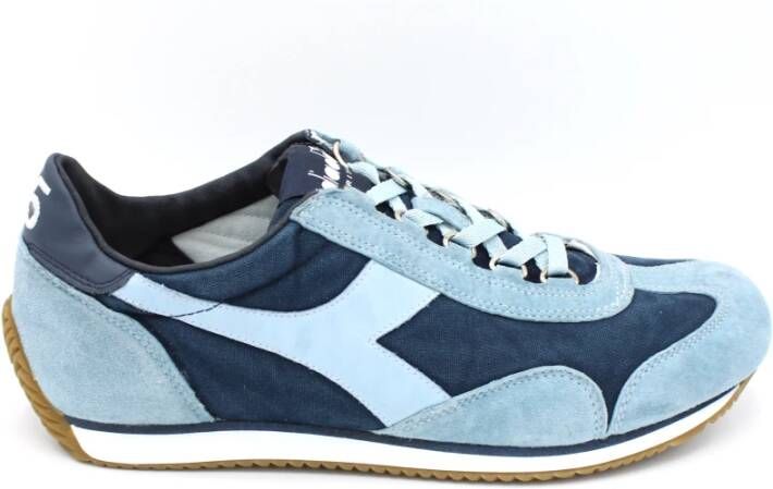 Diadora Canvas Stone Wash Sneaker Model