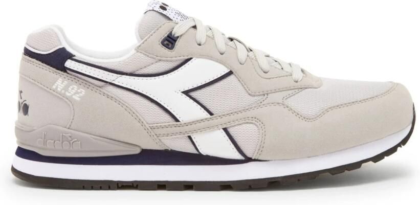 Diadora Grijze Sneakers Stijl N92