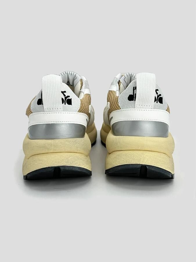 Diadora Gouden Witte Mercury Elite Sneakers Multicolor Dames