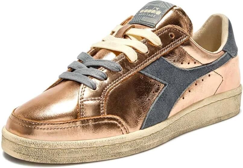 Diadora Vintage Metal Sneakers Bijna Abrikoos