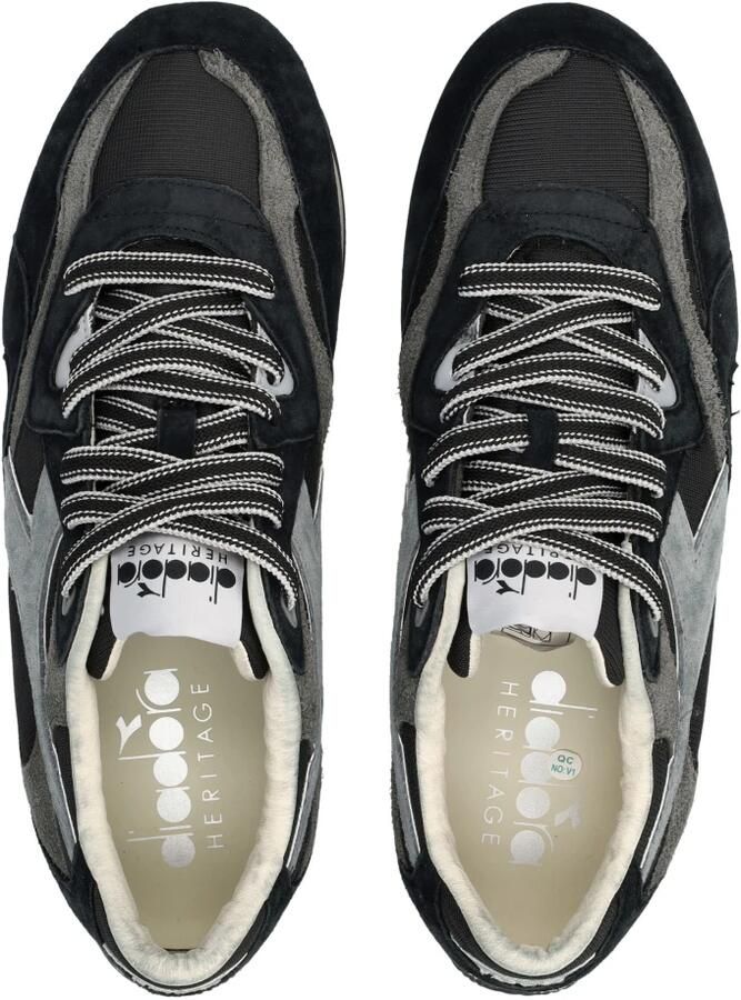 Diadora Vintage Style Sneakers met Stone Wash Finish